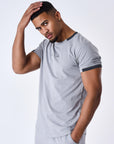 T-shirt avec bande contrastée logotée