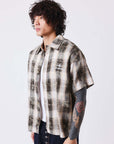 Chemise homme à motif carreaux avec broderie au dos