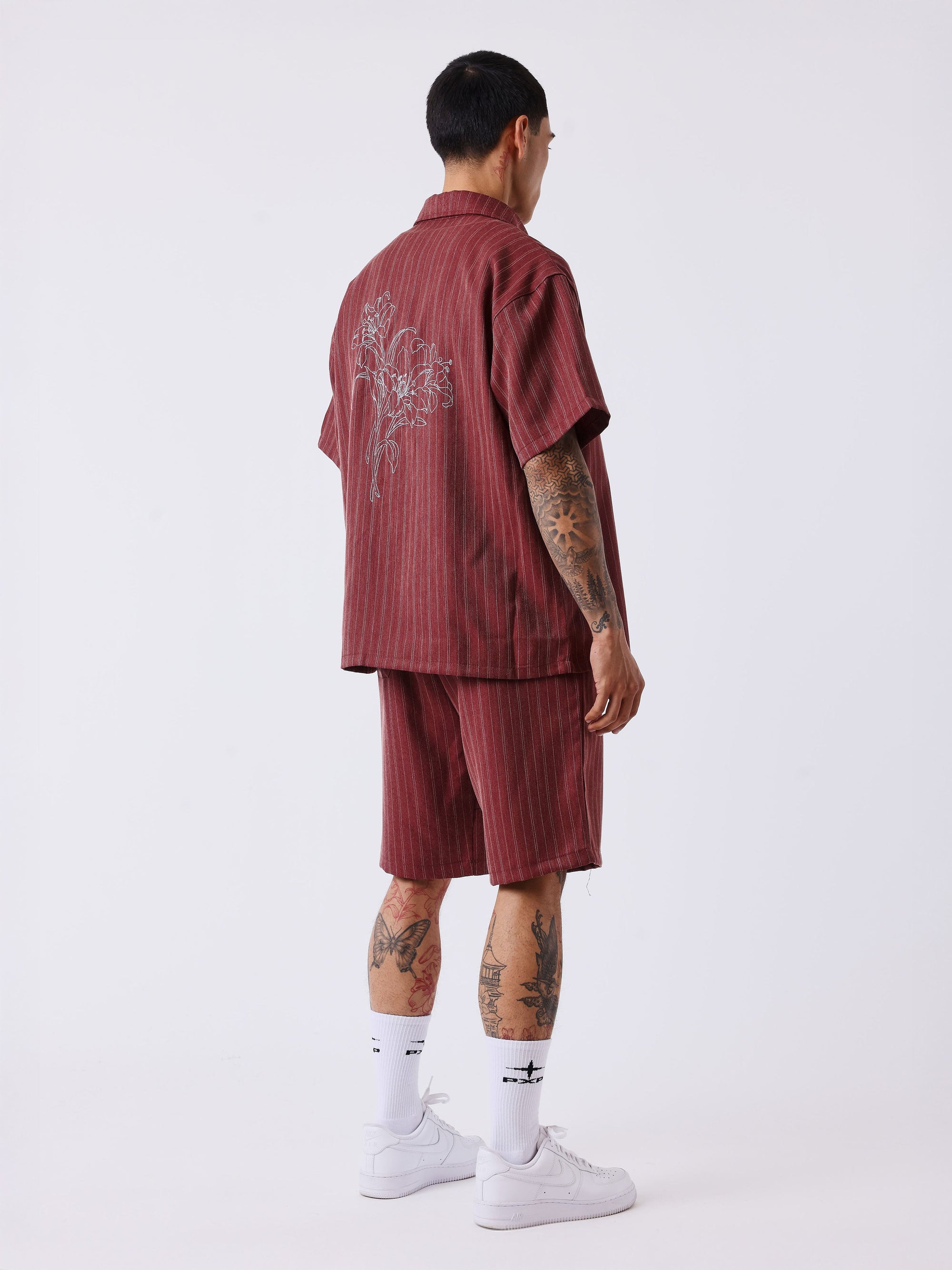 Short à rayures avec taille élastiquée