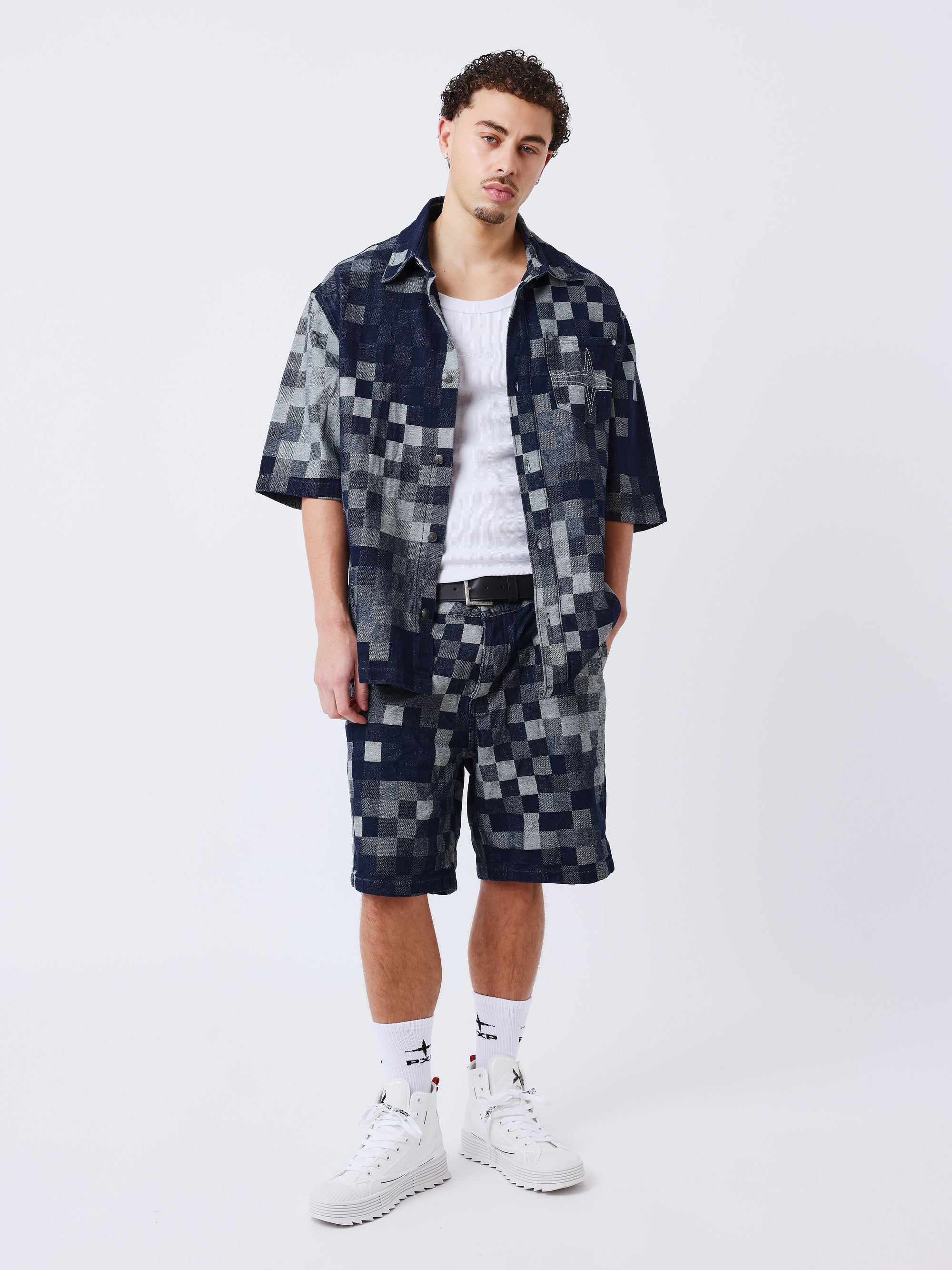 Short pixel
