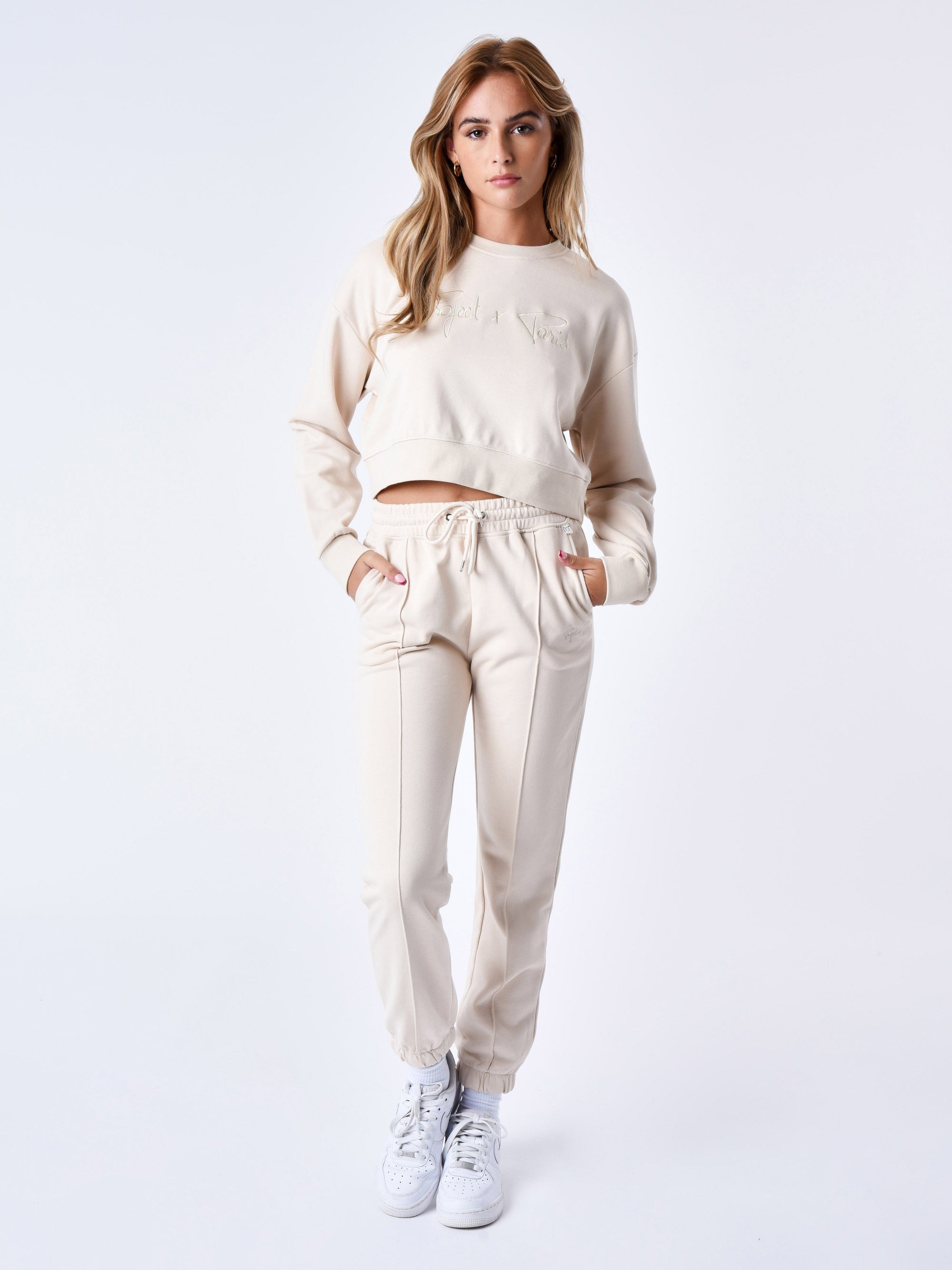 Sweat basic court ample
