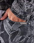Pantalon en denim à motif floral